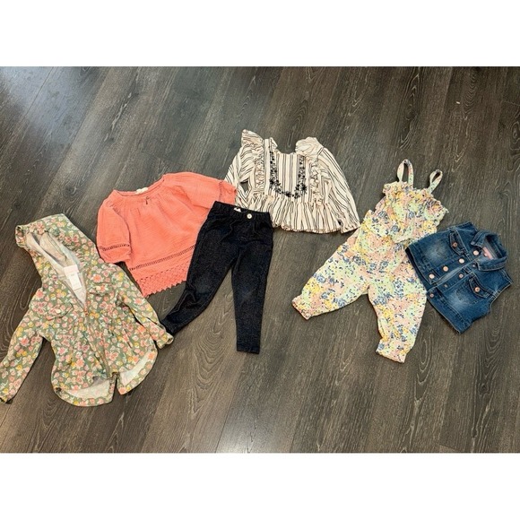 Toddler Girls Bundle - Picture 1 of 4
